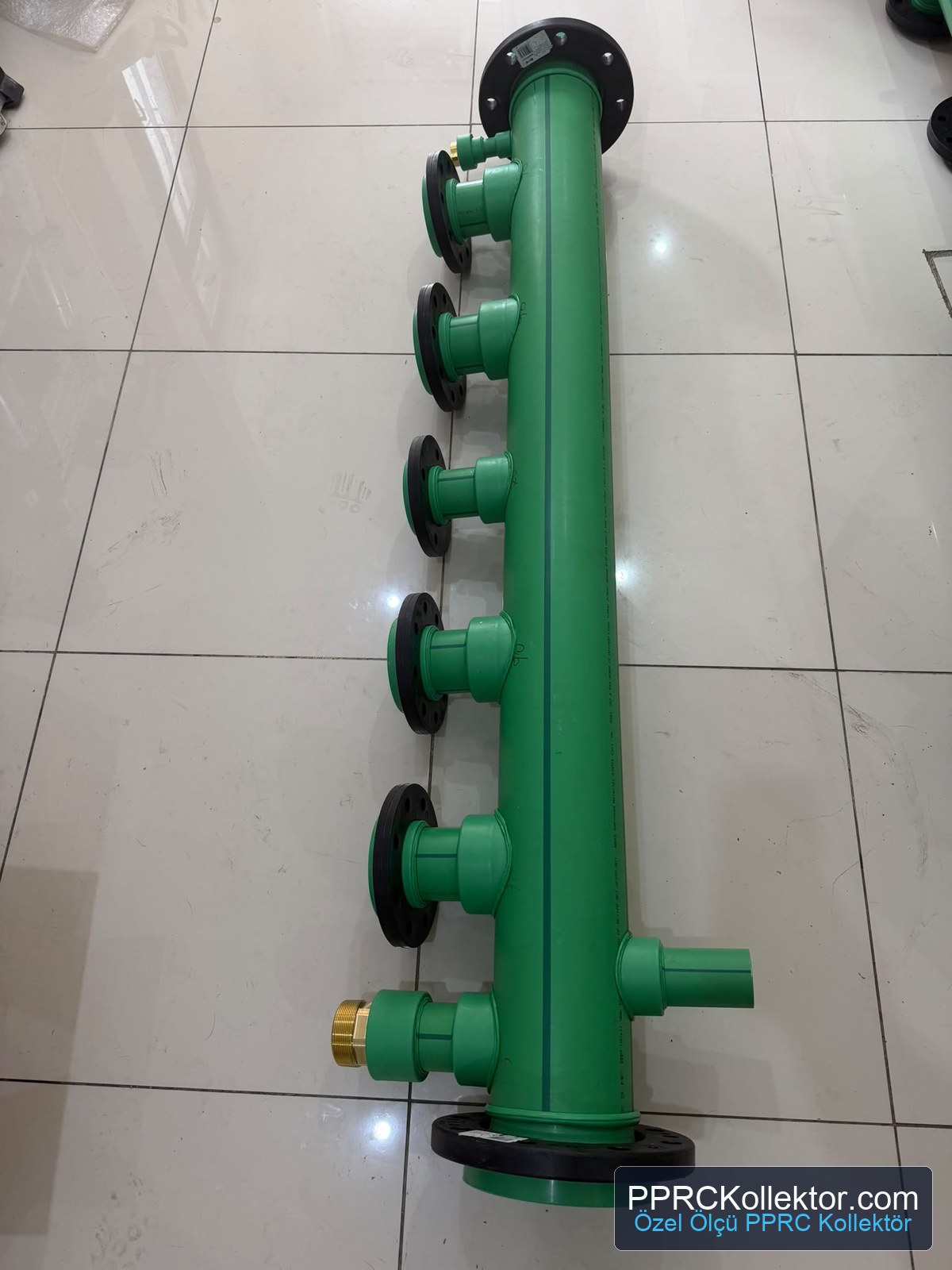 Aquatherm PP-R borular kullanılarak üretilen özel ölçü PPRC kollektör